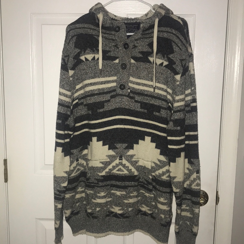American Eagle Men’s Sweater